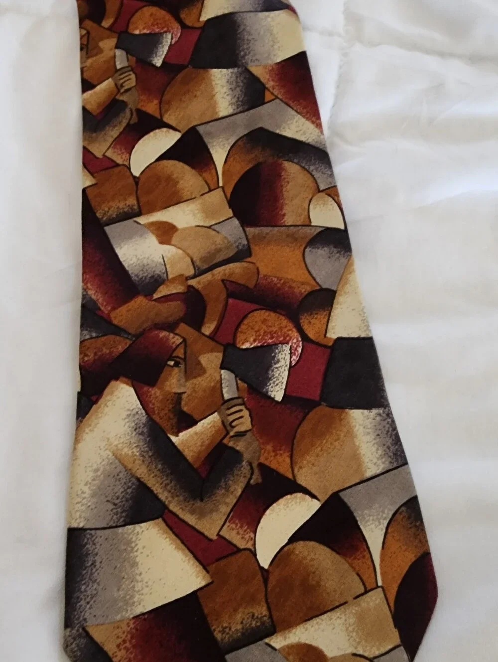 The Museum Company Italian Silk Tie in Burgundy & Gold Geometric